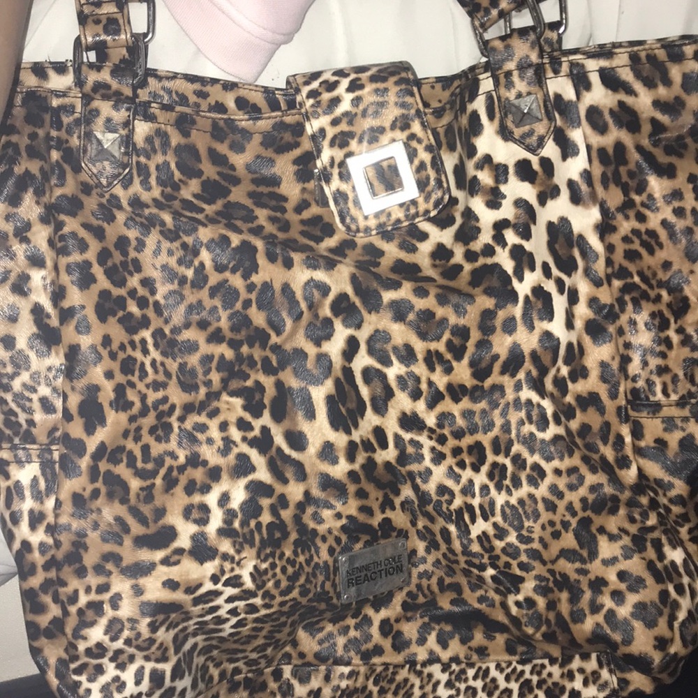 CHRISTMAS SALE 🎄 Kenneth Cole Tote